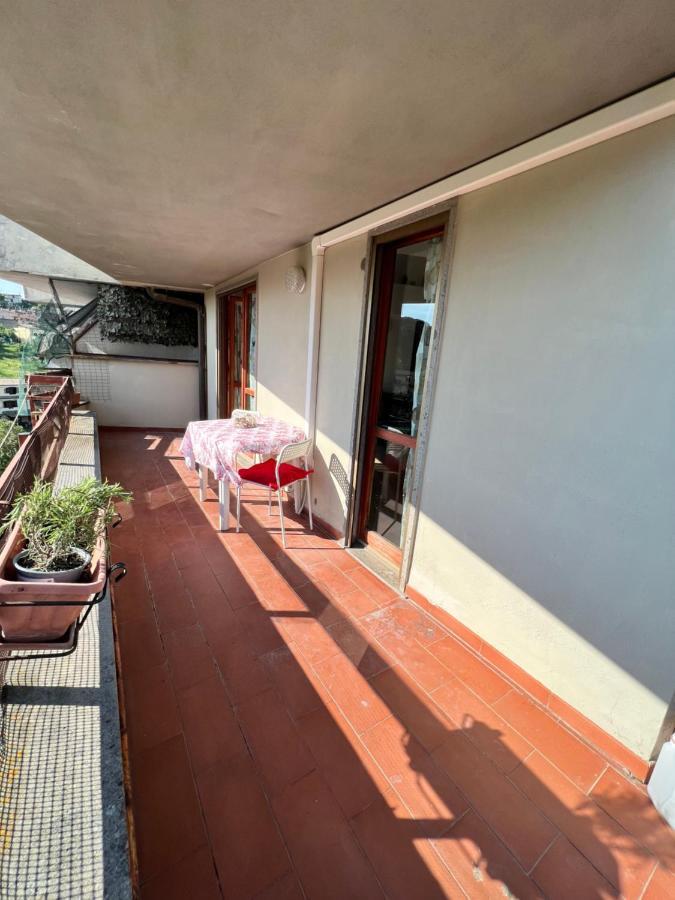 Appartement Mansardina A Pochi Passi Da Roma à Morlupo Extérieur photo